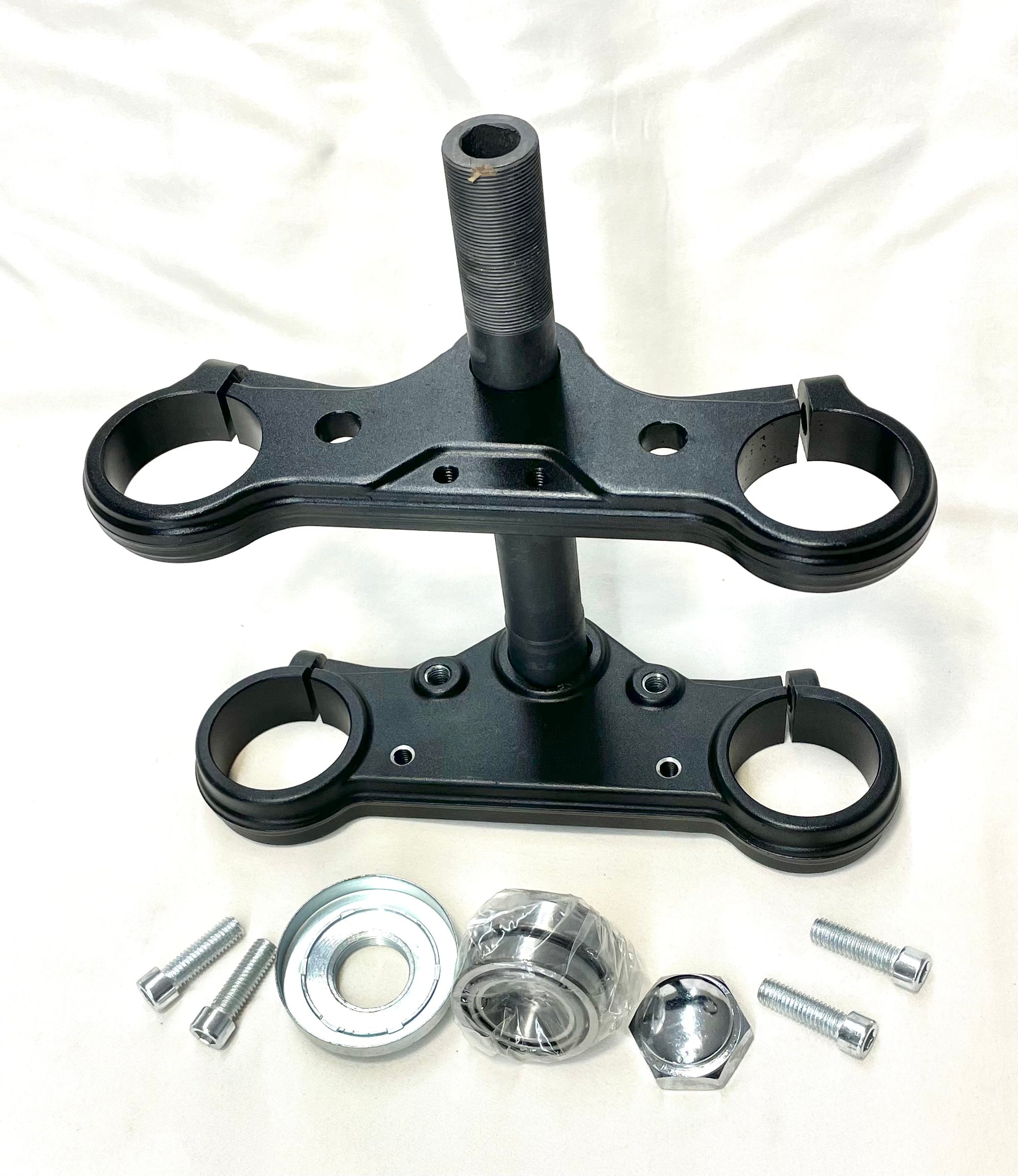 B1 forged black triple tree fork clamps