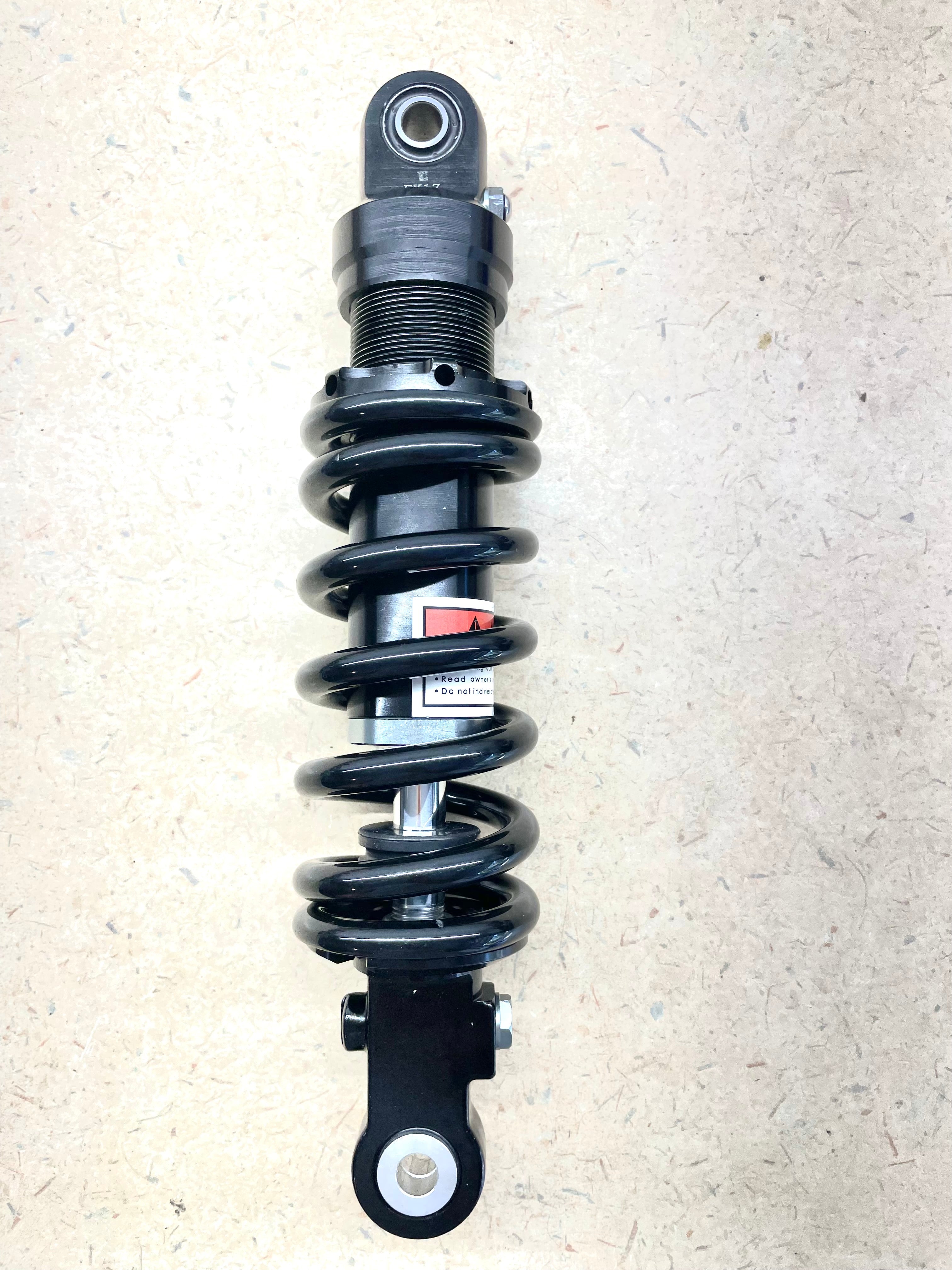 B1 rear shock suspension