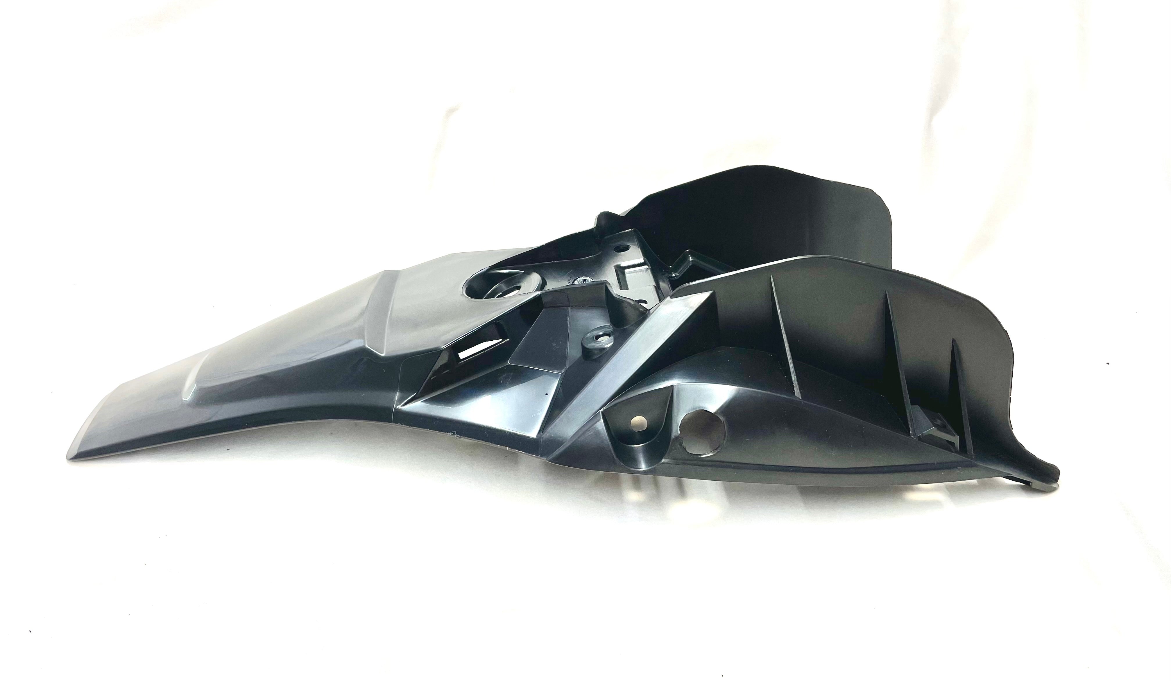 B1 rear/tail body plastics