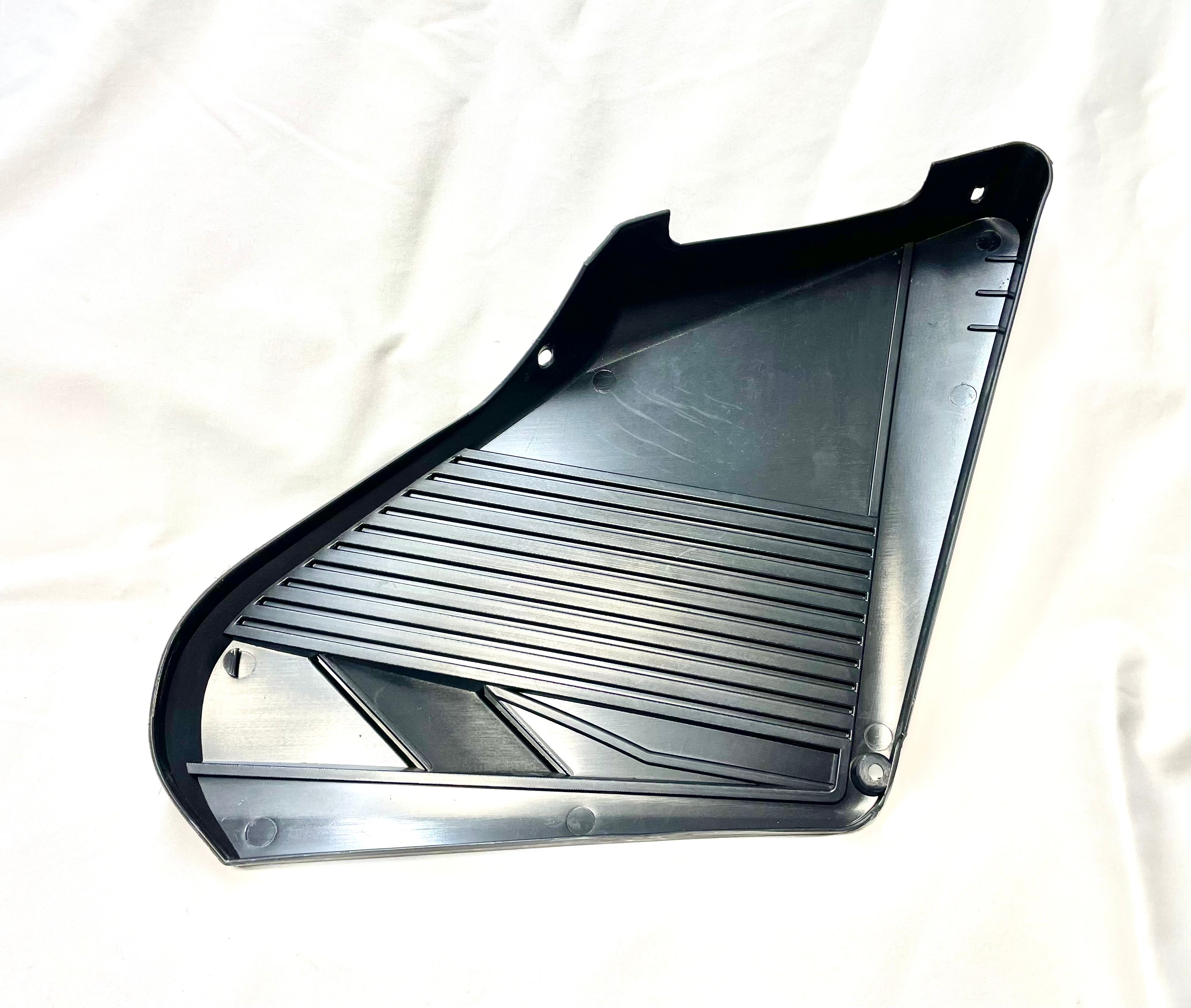 B1 battery/motor panel cover left side body plastics