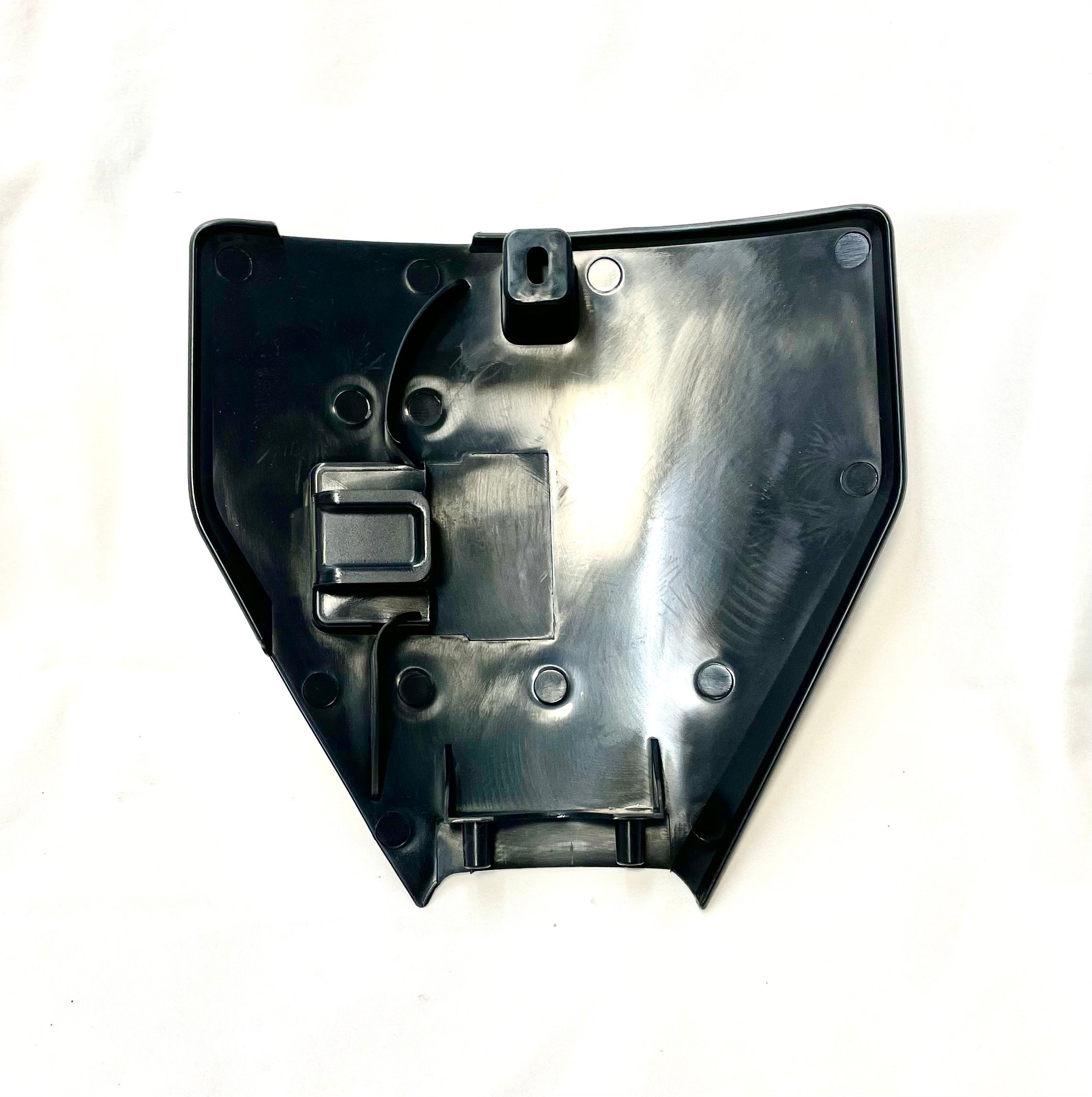 B1 front number plate body plastics